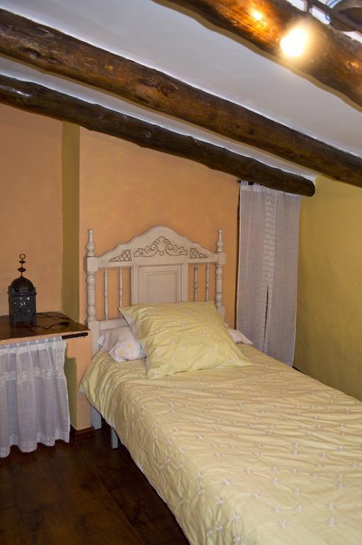Casa Rural Los Lilos Gotor Rum bild